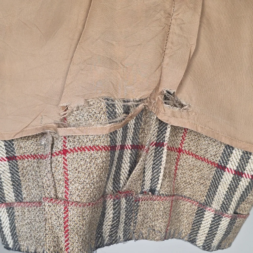 Burberry London Vintage Wool Skirt โ Beige Nova Check โ Made in Italy - S - Picture 9 of 13